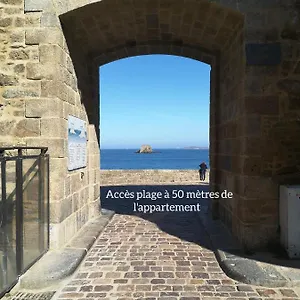  Appartement Au Cœur Des Remparts, L'écrin 2 Chambres Pour 2-6 Pers